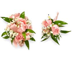 Wrist Corsages for Daddy-Daughter Dance | Banner Flowe