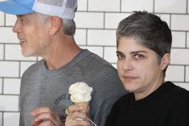 Selma blair has revealed that she has been diagnosed with multiple sclerosis. Selma Blair Treats Herself Amid Health Issues And More Star Snaps Page Six
