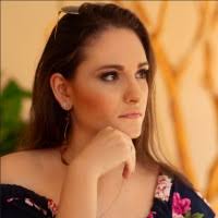 50+ "Amanda Cia" profiles