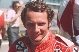 But even the horrific crash could. Vor 42 Jahren Niki Lauda Uberlebt Formel 1 Inferno Am Nurburgring