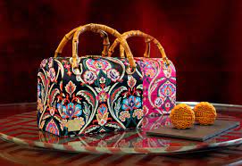 Hilton singapore mooncakes 2019 with handbag packaging (source: Malaysian Designer Khoon Hooi On His Mid Autumn Series With Hilton