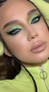 Taylor Hendrix (tayyyytayyy__)