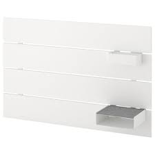 Les têtes de lit sont un moyen simple et rapide d'apporter une touche décorative et personnelle à la chambre, qu'il s'agisse d'une tête de lit design rembourrée et recouverte de tissu ou d'une tête de lit en bois avec tablettes. Tete De Lit Pas Cher Tetes De Lit Avec Rangements Ikea