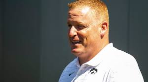 Iowa assistant George Barnett breaks down his top options at offensive  tackle