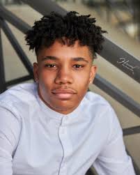 Bolingbrook 2020 graduate senior photo shoot sneak peek