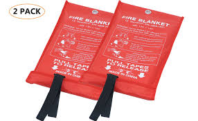 Amazon Com Fire Blanket Fiberglass Fire Emergency Blanket Suppression Blanket Flame Retardant Blanket Emergency Survival Safety Cover For Kitchen Home House Car Office Warehouse 2 Pack 39 3x 39 3 Inch Sports Outdoors It extinguishes the small fire by throwing it to the fire.