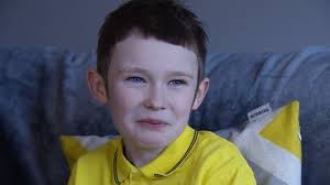 Mother struggles to access sign language classes for deaf son