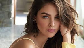 Eiza González y Demián Bichir son padre e hija en 'Godzilla vs. Kong'