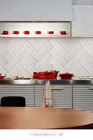 Jetzt günstig die wohnung mit gebrauchten möbeln einrichten auf ebay. Metro Fliese Weiss Glanzend 10x20cm Subway Wandfliese Kuche Bad Facettenfliese Wandfliesen Kuche Wandfliesen Kleine Fliesen