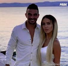 On vous partageait la réponse de la candidate des marseillais face aux critiques qui du coup, face à ces nombreuses critiques, la jeune maman a voulu mettre les points sur les « i. Manon Marsault Les Marseillais Caprices De Tiago Et Tensions Avec Julien Tanti Fin D Annee Compliquee Purebreak