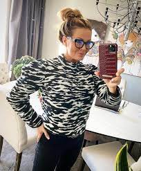 Influencern johanna toftby, 48, har nyligen opererat bort sin livmoder på grund av godartade tumörer i den, så kallat myom. Hoppas Ni Haft En Skon Helg Vilket Johanna M Toftby Facebook