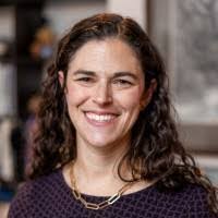 Suzanne Fee's Instagram, Twitter & Facebook