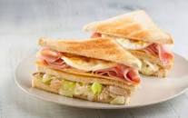 Resultado de imagen para ¨Sándwich de la verdad versus pirámide invertida¨