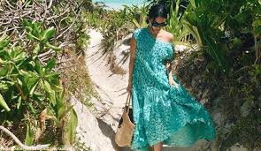 Discover more posts about heart evangelista. Heart Evangelista Stuns In Summer Dress Bilyonaryo Business News