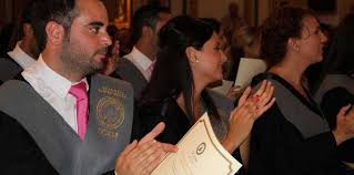 Originales de manuel ángeles ortiz, joaquín sáenz, rafael alberti, juan romero, antonio saura, carlos saura, antonio tàpies, juan suárez, luis gordillo, guillermo pérez villalta, rafael canogar, ricardo cadenas y pedro g. La Ucam Gradua A Su Primera Promocion De Estudiantes Del Grado En Enfermeria Ucam Universidad Catolica De Murcia