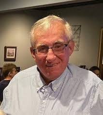 Linda Lefave's Instagram, Twitter & Facebook