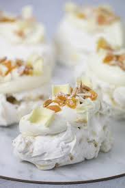 26 Of The Most Delicious Dessert Recipe Ideas Vogue Australia Mini Christmas Desserts Mini Meringues Mini Desserts