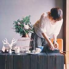 cnyflowerworkshop check inn meraki florist 春節桌花工作坊1 18六 2380 今年過年就擺上自己親手做的桌花吧報名請私訓小編春節是中國人最重視的節日透過花卉的佈置可以增添年節喜氣同時也迎來新年好運氣呢check inn 與