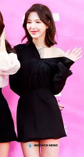 Pin By Wonyoungie On Blue Orange Wendy Red Velvet Red Velvet Black Velvet Dress