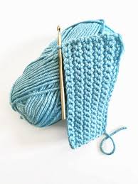 You can create several slip knots and chains for your project, but should try to in crochet, the stitches are more like knots. Knitting Vs Crochet Double Crochet