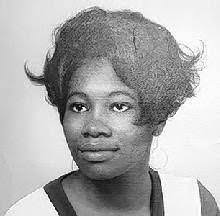 Donyale Smith's Instagram, Twitter & Facebook