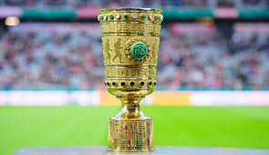Borussia dortmund hat in der bundesliga noch alle möglichkeiten, um sich für das internationale. Dortmund Muss Zur Hertha