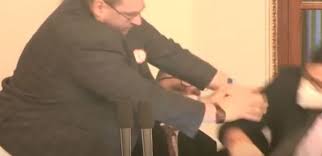 Portál volný.cz je českém trhu již 17 let. Sethe7rqsazyum