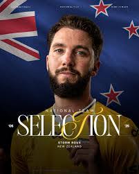 Byron Curry's Instagram, Twitter & Facebook