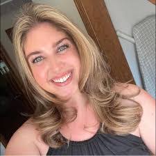 Bri Arnold's Instagram, Twitter & Facebook