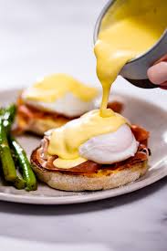 Easy Blender Hollandaise Sauce Simply Delicious Recipe In 2020 Hollandaise Sauce Blender Hollandaise Delicious
