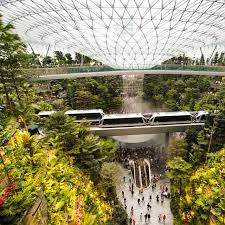Not far are also the cities singapur, ostrov batam, pengerang, djohor baru, kampung sungai rengit. Jewel Changi Airport Visit Singapore Offizielle Website