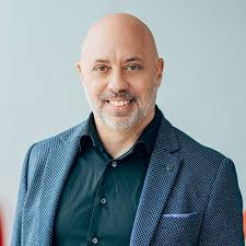 Meet our e-Learning Team of Experts