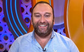 Nossos robôs irão buscar nos nossos bancos de dados todos os processos de hugo eduardo de oliveira madeira filho e sempre que o nome aparecer em publicações dos diários oficiais. Eduardo Madeira Humorista Foi Pai Pela Segunda Vez E Revela As Primeiras Fotos Da Filha Nova Gente