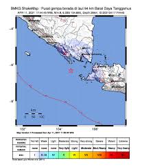 Bmkgtangkapan layar gempa berkekuatan 5,6 m terjadi di pangandaran, minggu. Mc Ute Oc0ijrm