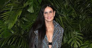 Demi moore fue una de las sensaciones del desfile del diseñador kim jones para la casa fendi en parís. Ef Nlwrtjtd1lm