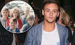 Webshots, the best in wallpaper, desktop backgrounds, and screen savers since 1995. Tom Daley Supports Boyfriend Dustin Lance Black Following Mother S Death Daily Mail Online