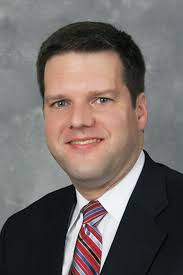 Clinical Phenotypes Associated with the Complement Factor H Y402H Variant  in Age-related Macular Degeneration