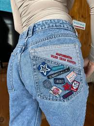 Kadınlara özel hazırlanan levi's 501 koleksiyonu birbirinden özel pantolon ve şort seçeneklerini sizlere sunuyor. 90s Vintage Jeans By Sonoma Mid Rise Regular Fit Gem