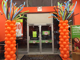 Free for commercial use high quality images Petco Unleashed Balloon Columns For Their Grand Opening Grand Opening Balloons Balloon Columns Balloons