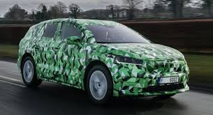 Nuovo škoda enyaq iv è il primo suv completamente elettrico di škoda. 2021 Skoda Enyaq Iv Detailed Gets 302 Hp Rs Variant 310 Mile Maximum Range Carscoops