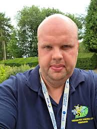 Daniel knight gay compare to the picture the provider