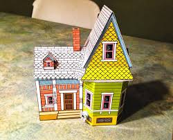 Up Is A 2009 American 3d Computer Animated Comedy Adventure Film Produced By Pixar And Released By Walt Disney P Disney Up House Disney Up Paper House Template