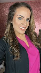 My secret weapon.. my temporary tattoo eyebrows 💗🎗