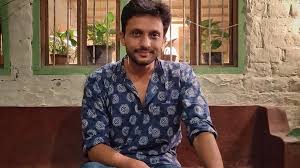 Mohammed zeeshan ayyub khan is an indian actor who appears in hindi films.he is frequently cast in supporting roles and he has appeared in more than 25 films in a career which has spanned 8. Theatre Artistes Should Make The Most Of Technology Now Mohammed Zeeshan Ayyub Bollywood Hindustan Times