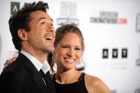 Photo : Robert Downey Jr. et sa femme Susan Downey, enceinte, le 14 octobre  2011 à Beverly Hills, Californie.