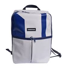 F49 Fringe Backpack Hellgrau Blau Aus Recycelter Lkw Plane Von Freitag Bei Kult Design Unikate Rucksack Lkwplane Freit Rucksack Lkw Plane Rucksack Tasche