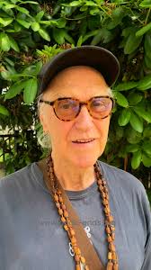 Dave is #springcleaning and it’s all for sale at @bookendsnj ! Link in the  bio #DaveDaviesArt #rockposter #rockart video by Bekka #newjersey  #whaddyawant