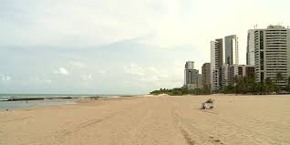 It was first identified in december 2019 in wuhan,. Primeiro Dia De Novas Restricoes De Combate A Covid 19 Em Pernambuco Tem Comercio E Praias Vazios