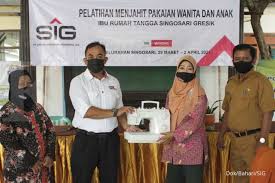 Ash pond/landfill pltu rembang 0.8 km. Sig Berikan Pelatihan Menjahit Dan Beternak Di Gresik Dan Rembang