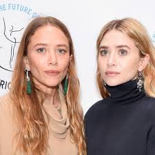 Olsen's mother is a personal manager, jarnie and father is a real estate developer, david. Mary Kate And Ashley Olsen Take Twinning To New Heights On The Red Carpet Brit Co